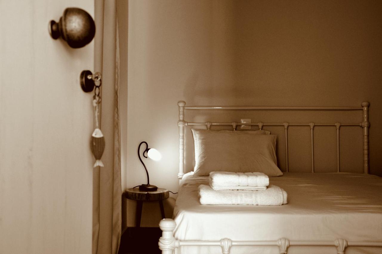 Ammos Luxury Suites Elia  Eksteriør billede